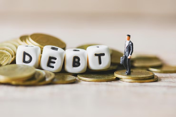 Consolidating Debt (Refinance Loans)